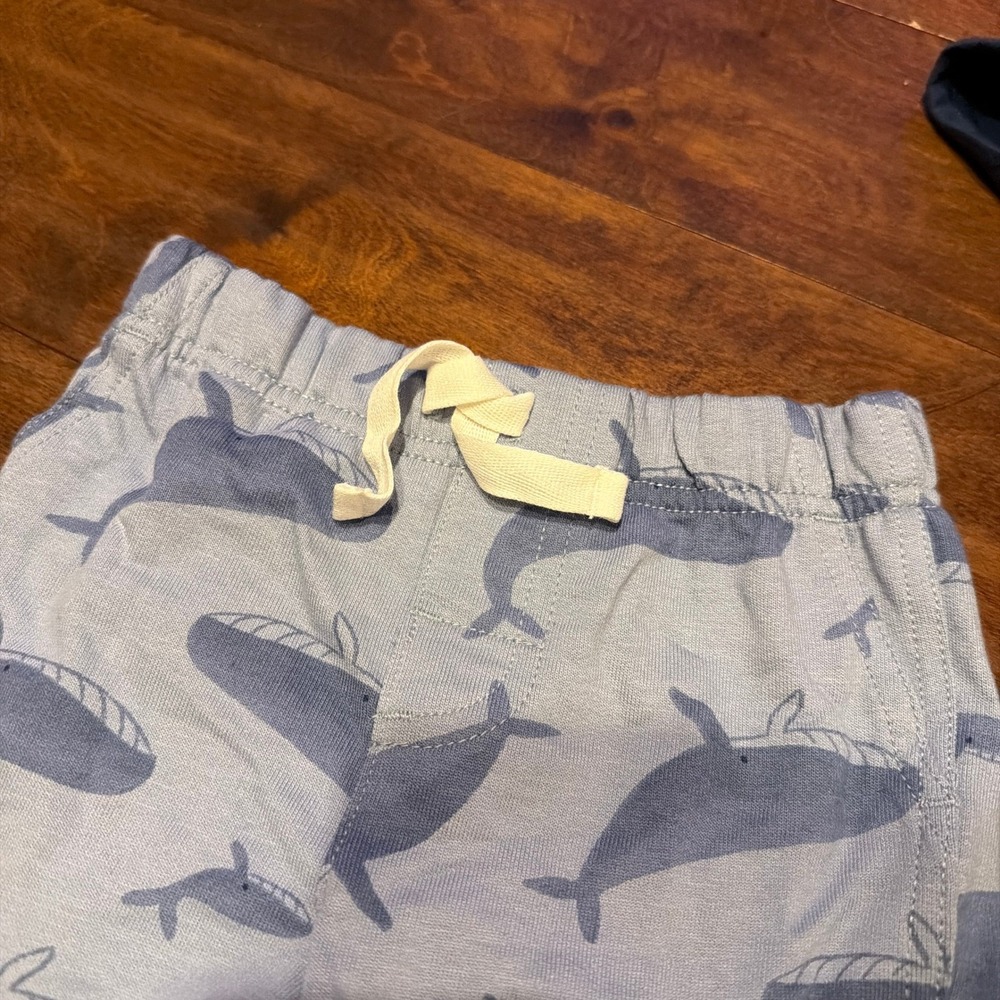 Carter's Boys Whale Print Outfit Shorts Henley Set Navy Blue Summer NEW 9 Months - Picture 3 of 6